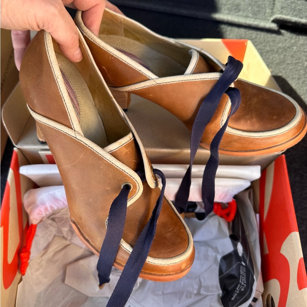 J. Shoes Unique Heels